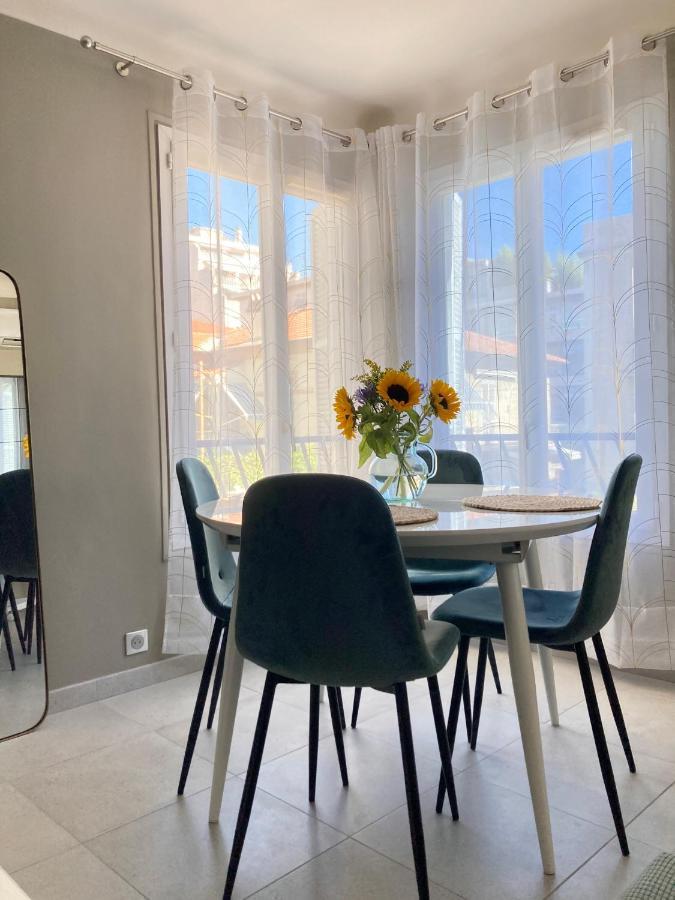 Nice West Cosy Flat Balcony, Near Airport, Train, Beach, Public Transport, Supermarket, Comfortable And Well Equipped Apartamento Exterior foto